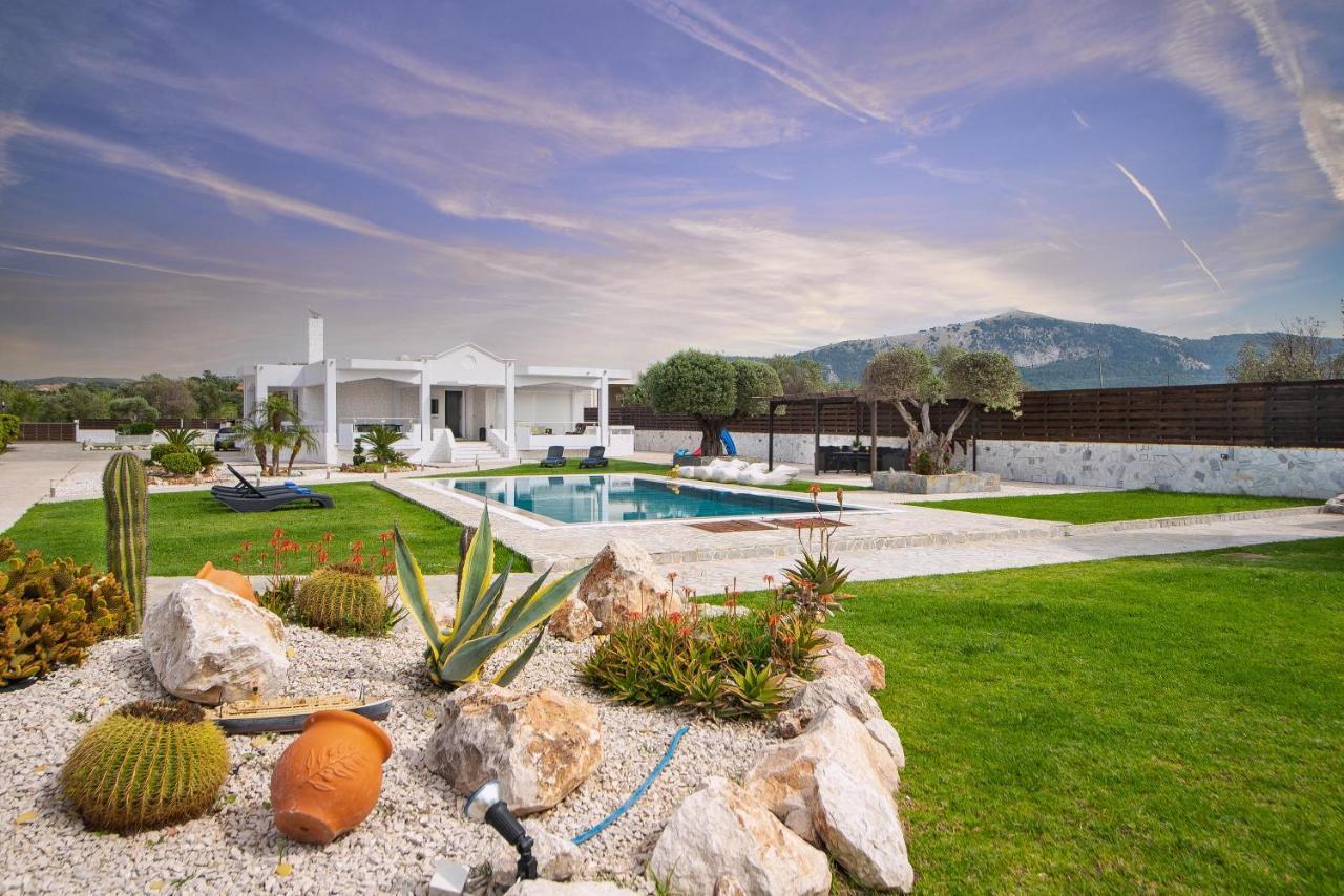 Marble Pool Villa Pastida Exterior photo